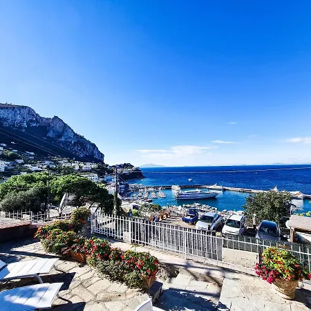 Casa Capri Me Villa Exterior photo